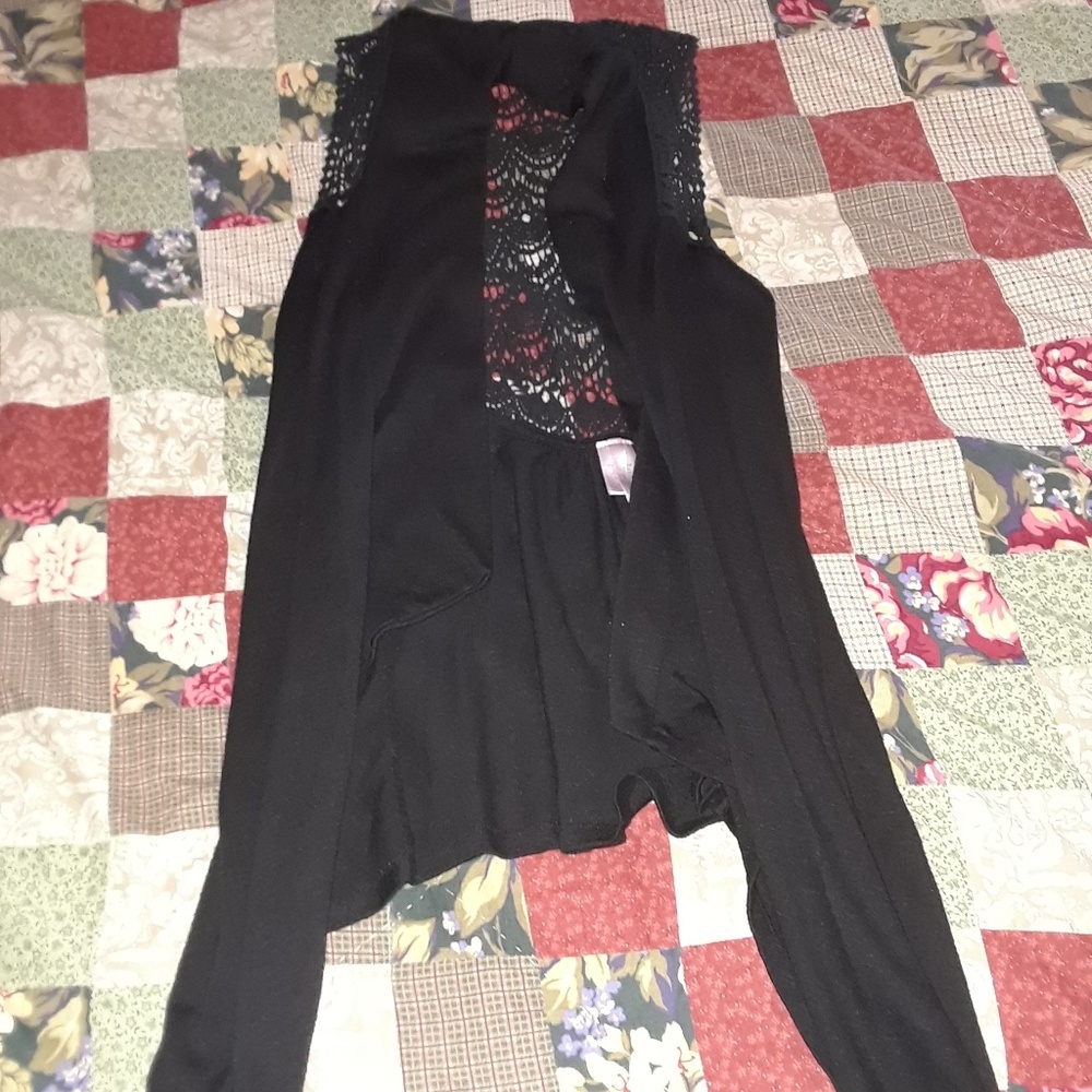 Black sleeveless top
